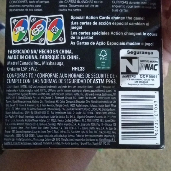 Uno *All Wild* Card Game - Picture 4 of 4